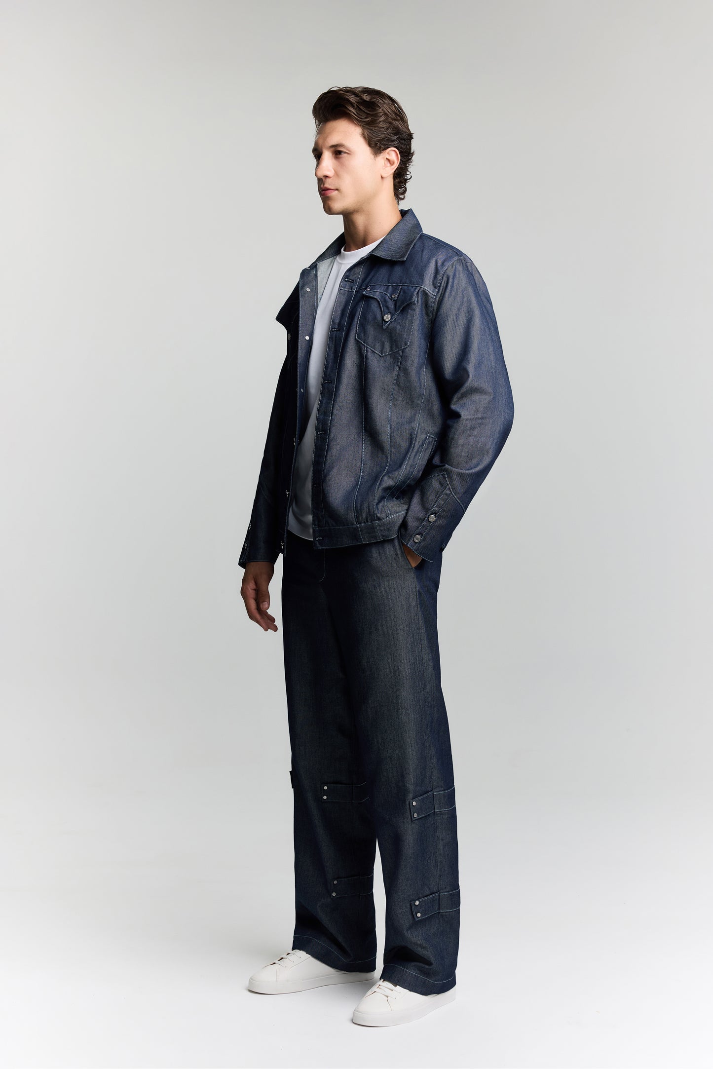 TIMELES DENIM JACKET