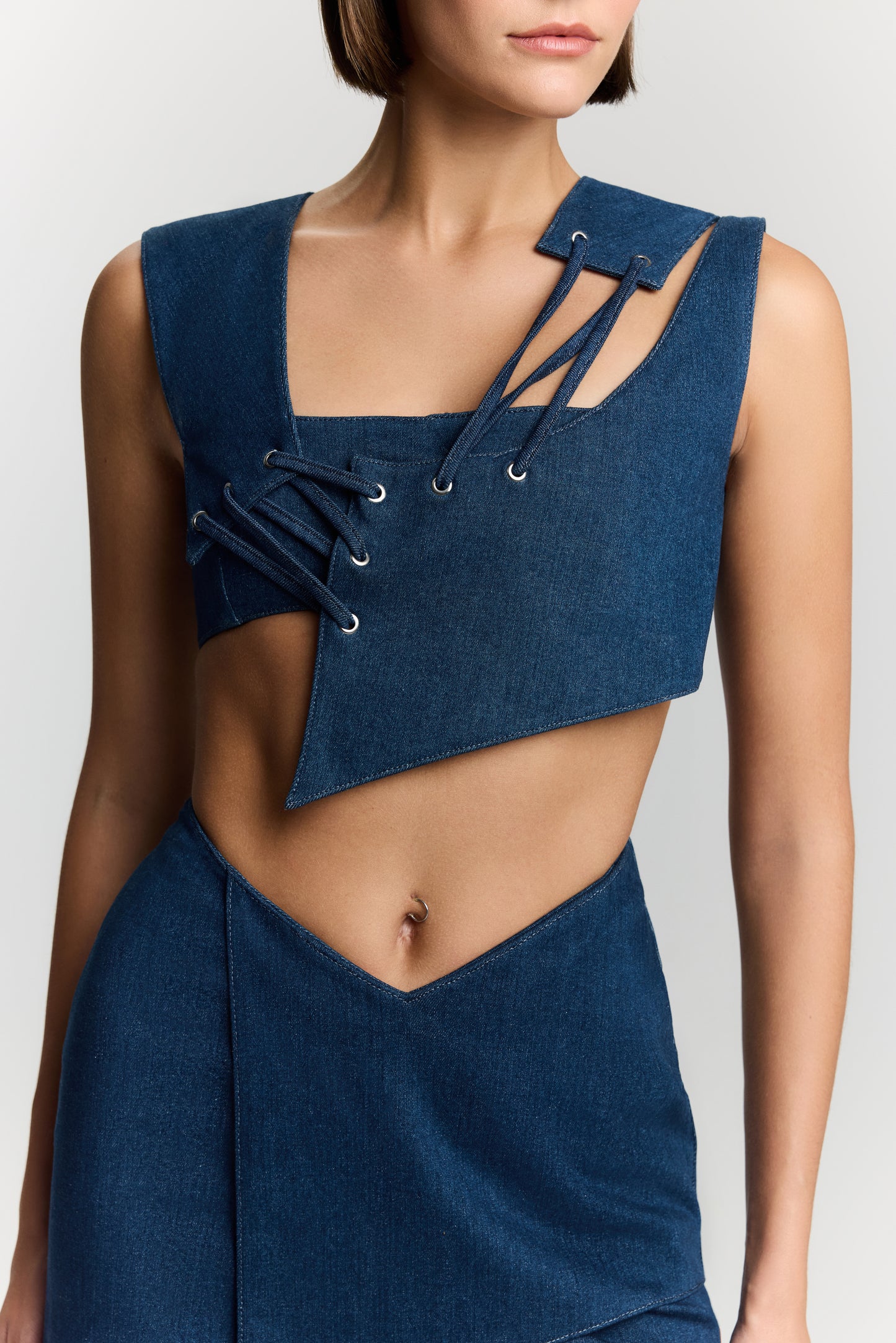 ENDLESS LINE DENIM CROP